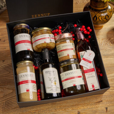 ZENNUP1844 YENİ YIL LEZZET DOLU HEDİYE KUTUSU✨ 🎁 - 2