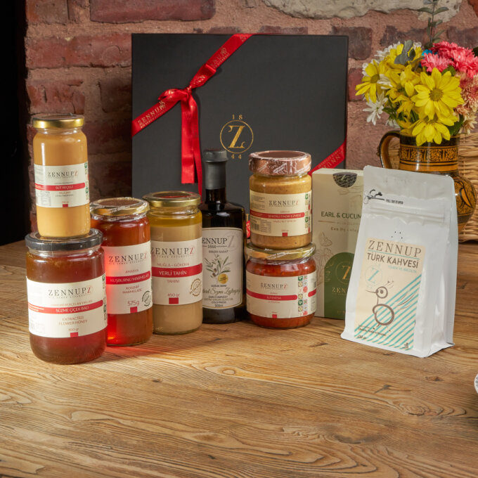 ZENNUP1844 YENİ YIL LEZZET DOLU HEDİYE KUTUSU🎁✨ - 1
